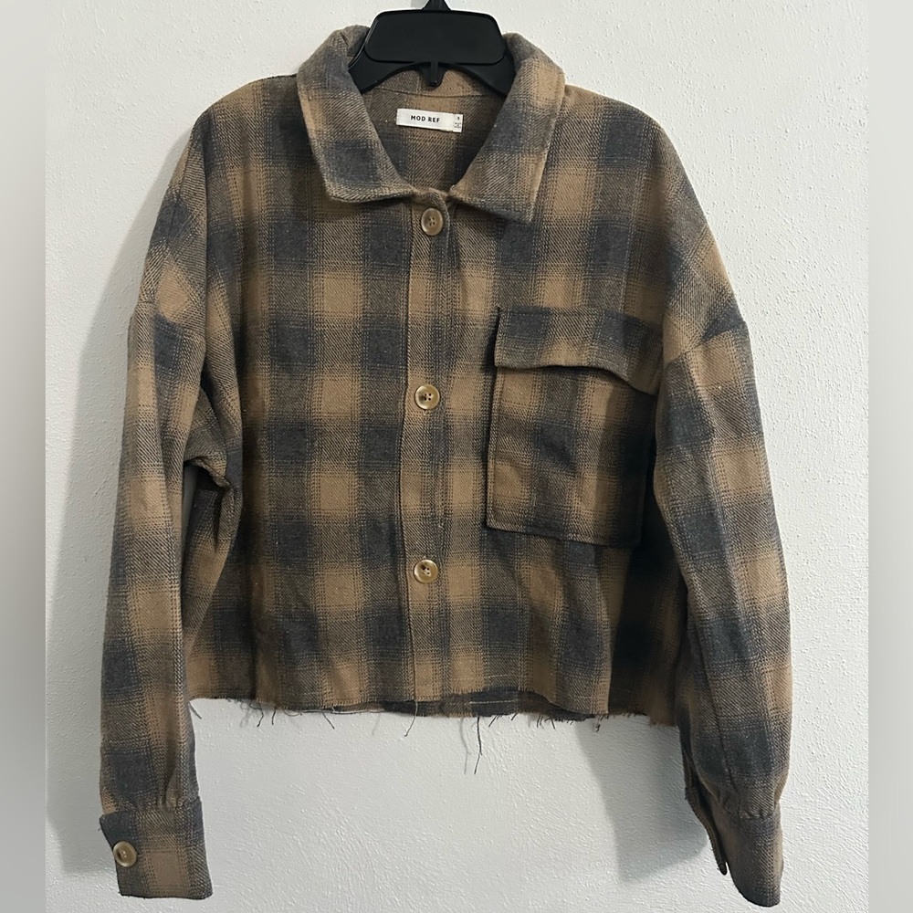 Mod‎ Ref Womens Brown Plaid Cropped Flannel Shacket Raw Hem Button Up Small